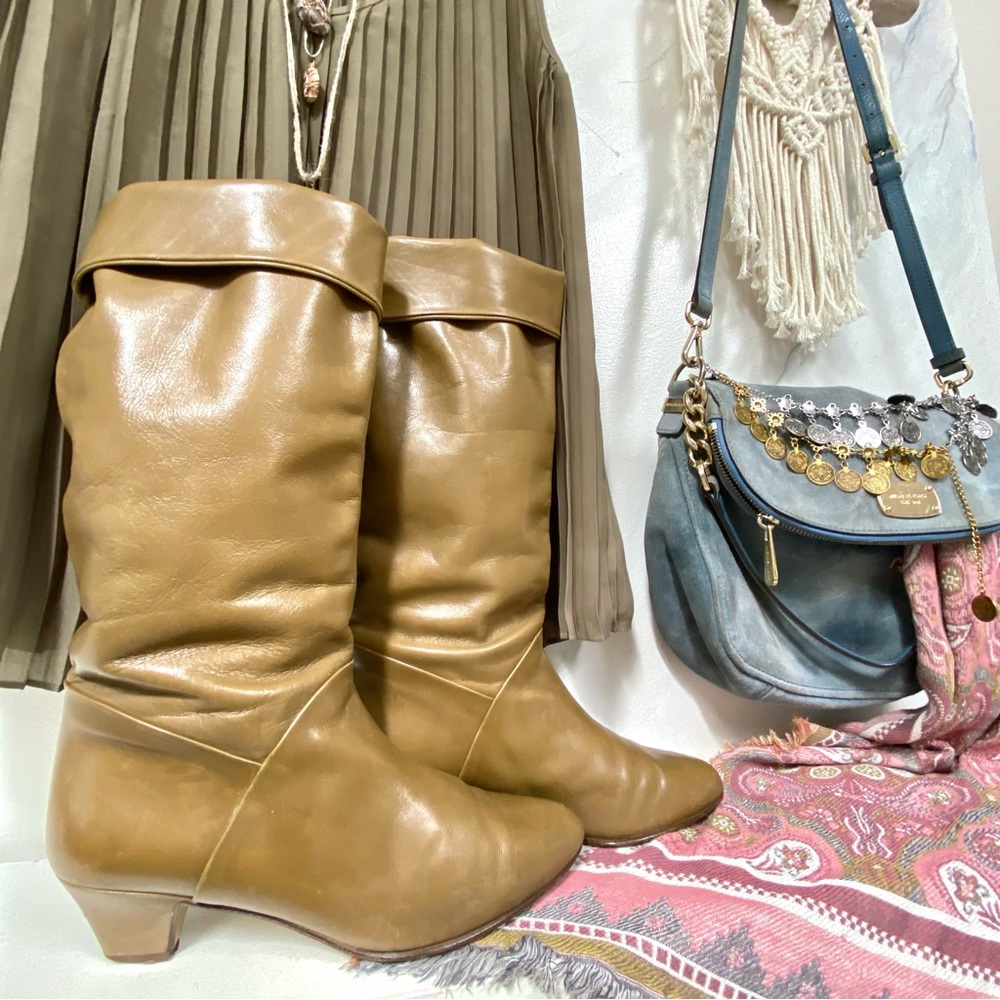 Vintage Tan Leather Boots US9